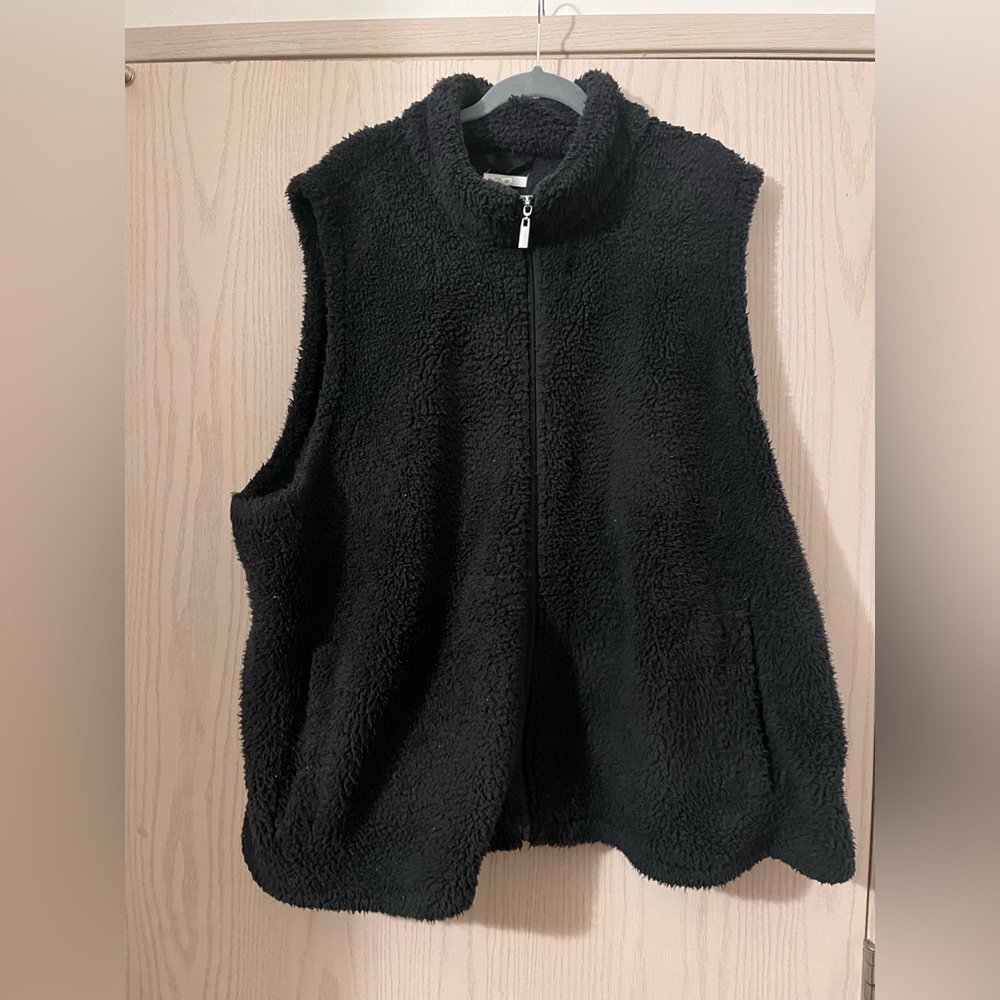 Maurices Black Sherpa Zip-Up Vest